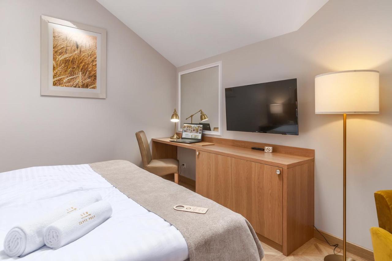 グダニスク Dom Zlote Pola Bed & Breakfast エクステリア 写真